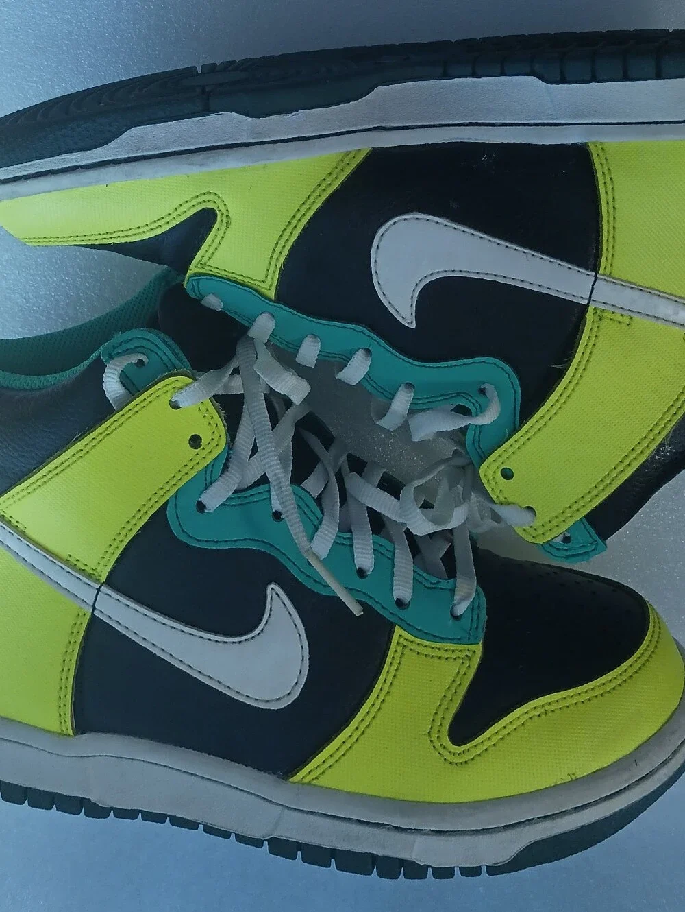 Nike kids high